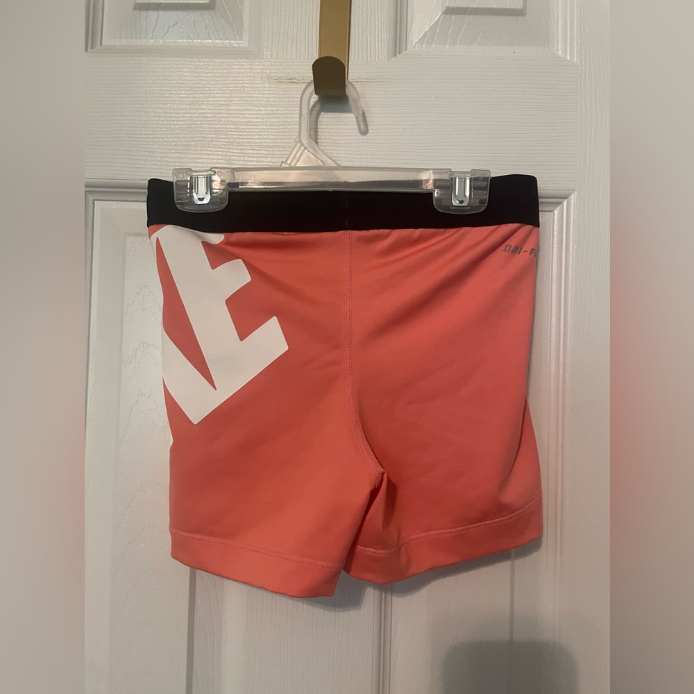 Nike Women's Coral Athletic Pro Shorts - Picture 2 of 3